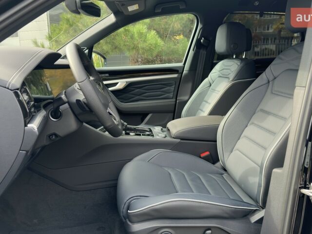 Фольксваген Туарег, объемом двигателя 2.97 л и пробегом 0 тыс. км за 88123 $, фото 1 на Automoto.ua