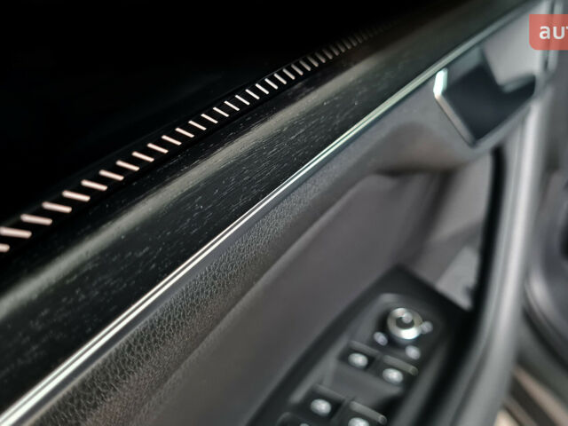 купити нове авто Фольксваген Туарег 2025 року від офіційного дилера Автодім Атлант на Вацлава Гавела Фольксваген фото