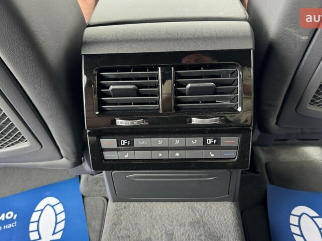 Фольксваген Туарег, объемом двигателя 2.97 л и пробегом 0 тыс. км за 85000 $, фото 17 на Automoto.ua