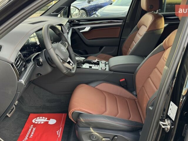 Фольксваген Туарег, объемом двигателя 2.97 л и пробегом 0 тыс. км за 84830 $, фото 13 на Automoto.ua