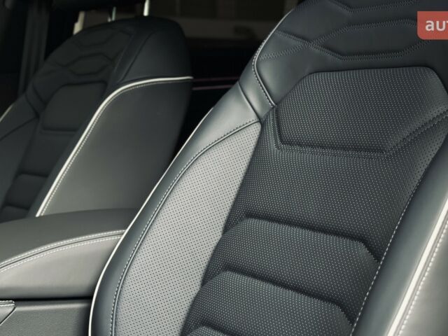 купить новое авто Фольксваген Туарег 2025 года от официального дилера Автодім Атлант на Вацлава Гавела Фольксваген фото