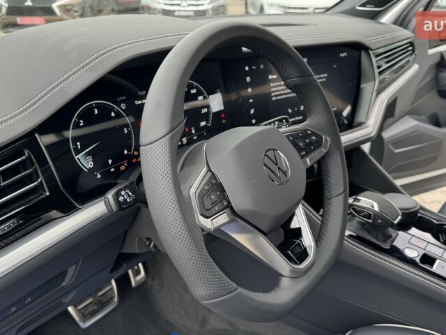 Фольксваген Туарег, объемом двигателя 2.97 л и пробегом 0 тыс. км за 88000 $, фото 12 на Automoto.ua