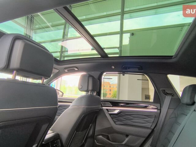 Фольксваген Туарег, об'ємом двигуна 2.97 л та пробігом 0 тис. км за 86779 $, фото 12 на Automoto.ua