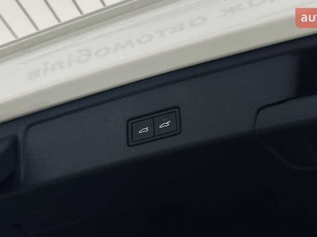 купити нове авто Фольксваген Туарег 2025 року від офіційного дилера Автодім Атлант на Вацлава Гавела Фольксваген фото