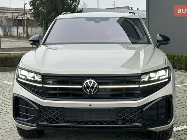 Фольксваген Туарег, объемом двигателя 2.97 л и пробегом 0 тыс. км за 88000 $, фото 2 на Automoto.ua