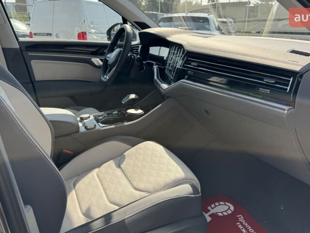 Фольксваген Туарег, объемом двигателя 2.97 л и пробегом 0 тыс. км за 84990 $, фото 16 на Automoto.ua