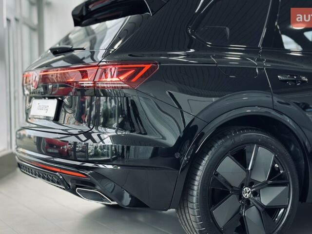 купити нове авто Фольксваген Туарег 2025 року від офіційного дилера Автодім Атлант на Вацлава Гавела Фольксваген фото