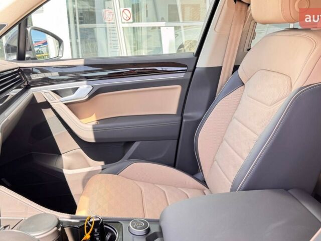 Фольксваген Туарег, объемом двигателя 2.97 л и пробегом 0 тыс. км за 83500 $, фото 18 на Automoto.ua