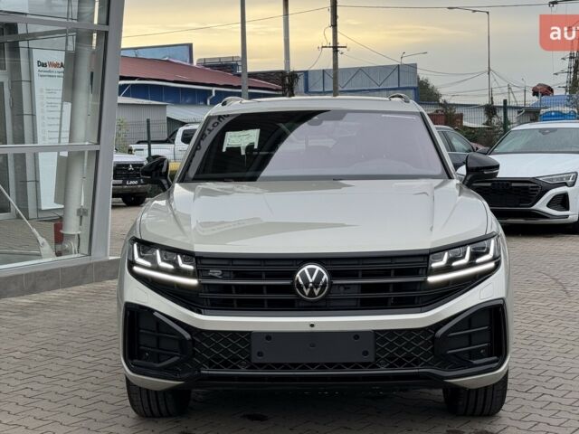 Фольксваген Туарег, объемом двигателя 2.97 л и пробегом 0 тыс. км за 87000 $, фото 2 на Automoto.ua