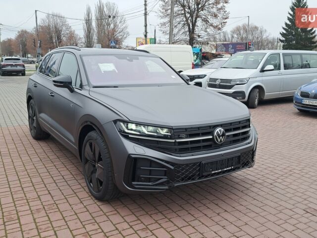 Фольксваген Туарег, объемом двигателя 2.97 л и пробегом 0 тыс. км за 88900 $, фото 2 на Automoto.ua