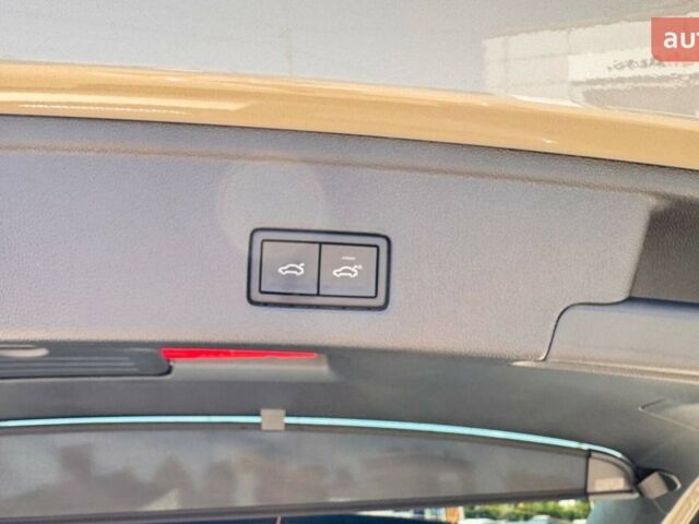 Фольксваген Туарег, объемом двигателя 2.97 л и пробегом 0 тыс. км за 83500 $, фото 22 на Automoto.ua