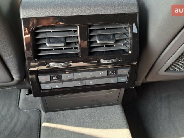 Фольксваген Туарег, об'ємом двигуна 2.97 л та пробігом 0 тис. км за 87235 $, фото 16 на Automoto.ua