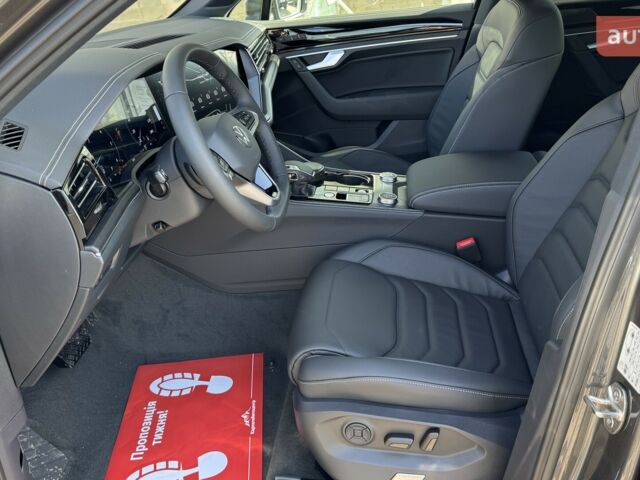 Фольксваген Туарег, объемом двигателя 2.97 л и пробегом 0 тыс. км за 68300 $, фото 16 на Automoto.ua