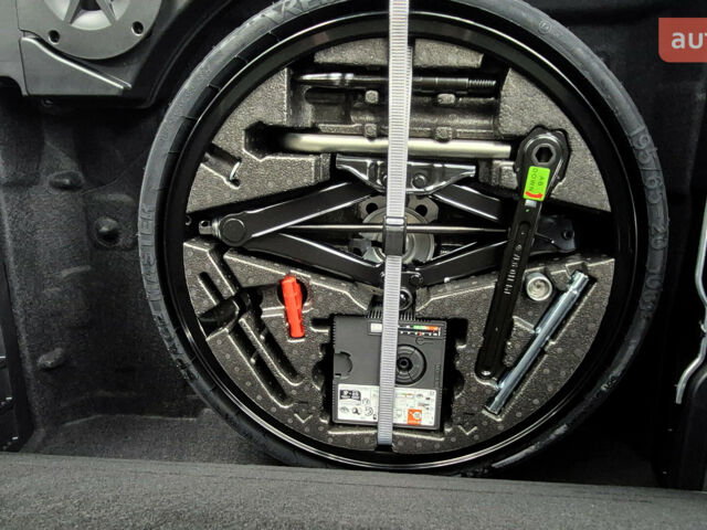 купить новое авто Фольксваген Туарег 2025 года от официального дилера Автодім Атлант на Вацлава Гавела Фольксваген фото