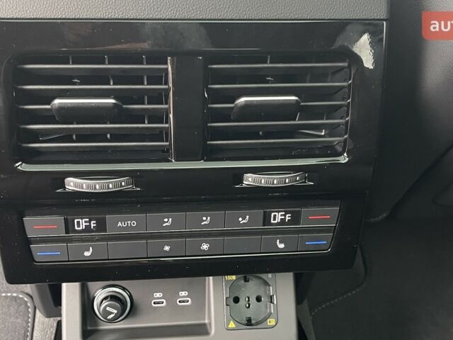 Фольксваген Туарег, объемом двигателя 2.97 л и пробегом 0 тыс. км за 86190 $, фото 18 на Automoto.ua