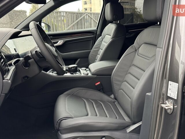 Фольксваген Туарег, объемом двигателя 2.97 л и пробегом 0 тыс. км за 69770 $, фото 12 на Automoto.ua