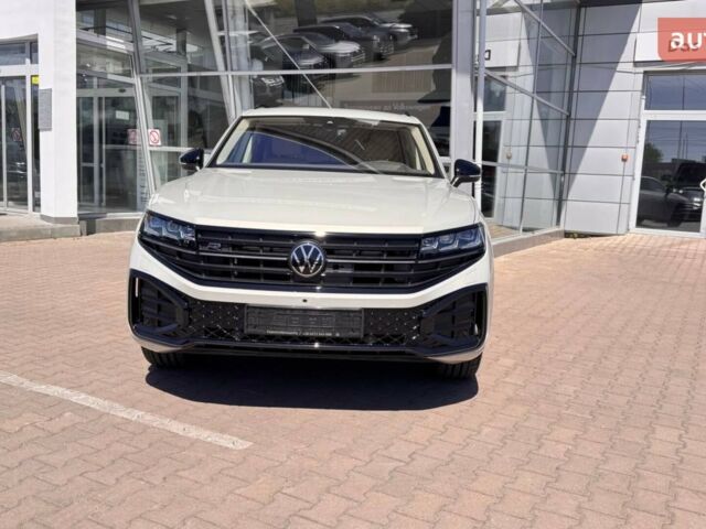 Фольксваген Туарег, объемом двигателя 2.97 л и пробегом 0 тыс. км за 83500 $, фото 5 на Automoto.ua