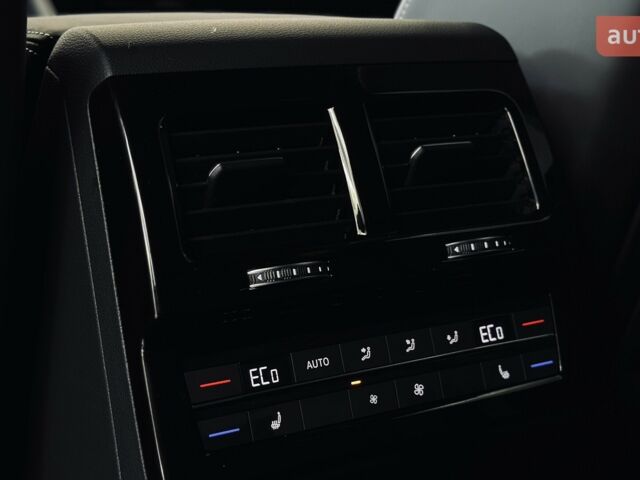 купить новое авто Фольксваген Туарег 2025 года от официального дилера Автодім Атлант на Вацлава Гавела Фольксваген фото