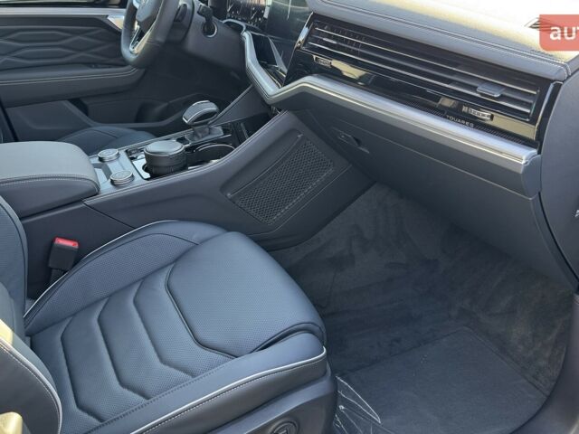 Фольксваген Туарег, об'ємом двигуна 2.97 л та пробігом 0 тис. км за 87860 $, фото 7 на Automoto.ua