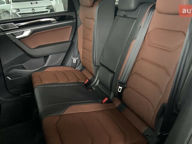 Фольксваген Туарег, объемом двигателя 2.97 л и пробегом 0 тыс. км за 87720 $, фото 16 на Automoto.ua