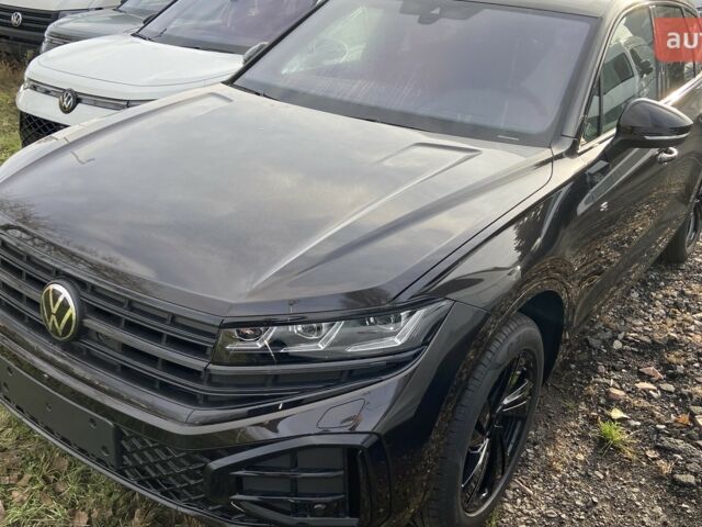 Фольксваген Туарег, объемом двигателя 2.97 л и пробегом 0 тыс. км за 90366 $, фото 2 на Automoto.ua