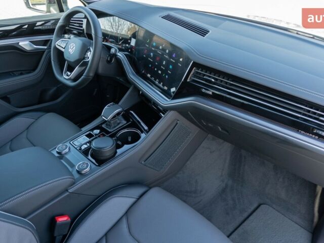 Фольксваген Туарег, об'ємом двигуна 2.97 л та пробігом 0 тис. км за 87560 $, фото 31 на Automoto.ua