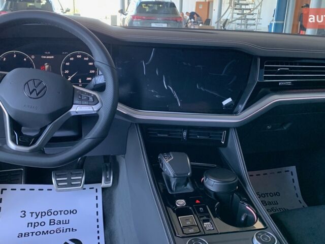 Фольксваген Туарег, объемом двигателя 2.97 л и пробегом 0 тыс. км за 86500 $, фото 18 на Automoto.ua