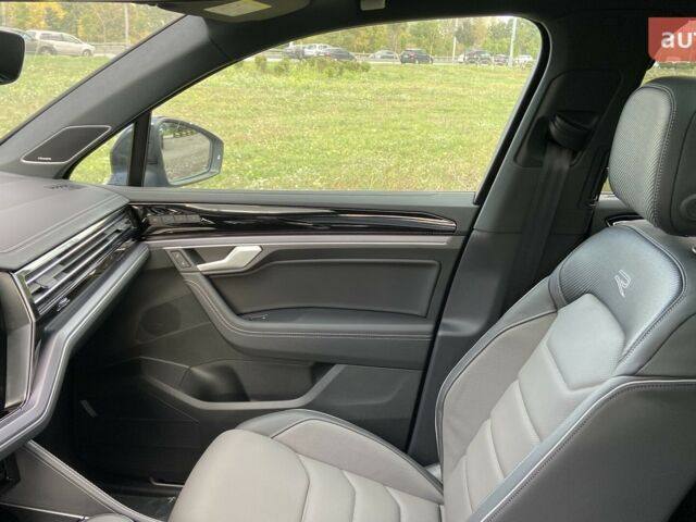 Фольксваген Туарег, об'ємом двигуна 2.97 л та пробігом 0 тис. км за 90632 $, фото 11 на Automoto.ua