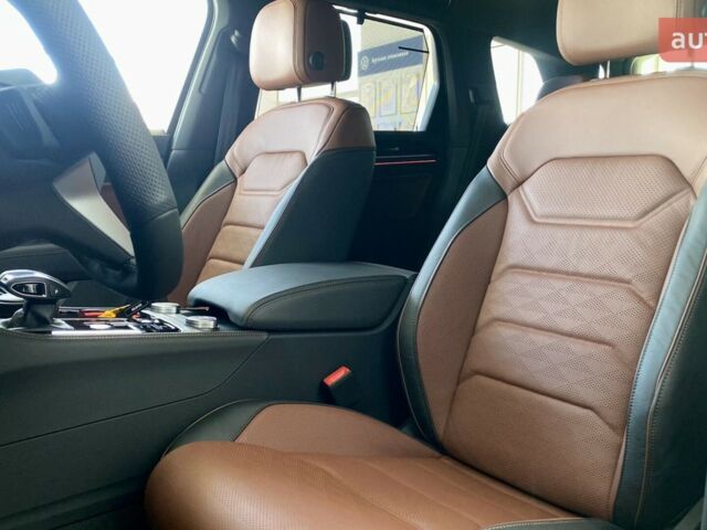 Фольксваген Туарег, объемом двигателя 2.97 л и пробегом 0 тыс. км за 87500 $, фото 15 на Automoto.ua