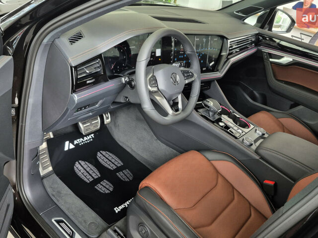 Фольксваген Туарег, об'ємом двигуна 2.97 л та пробігом 0 тис. км за 86189 $, фото 26 на Automoto.ua