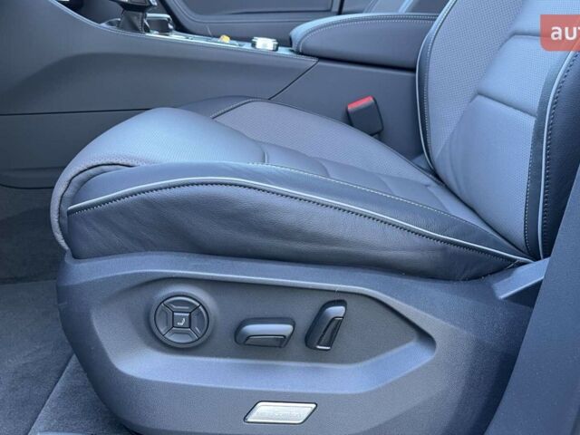 Фольксваген Туарег, объемом двигателя 2.97 л и пробегом 0 тыс. км за 86560 $, фото 12 на Automoto.ua