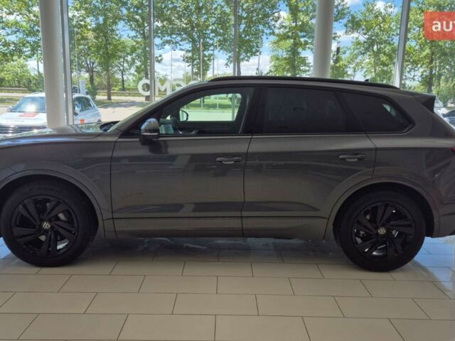 Фольксваген Туарег, об'ємом двигуна 2.97 л та пробігом 0 тис. км за 85500 $, фото 7 на Automoto.ua