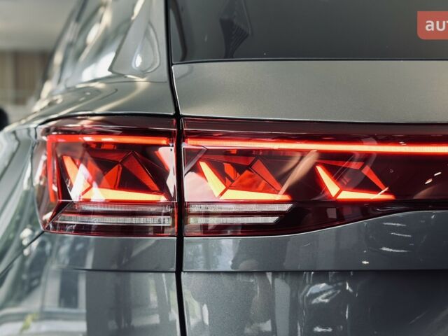 купить новое авто Фольксваген Туарег 2025 года от официального дилера Автодім Атлант на Вацлава Гавела Фольксваген фото