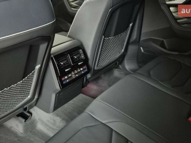 Фольксваген Туарег, об'ємом двигуна 2.97 л та пробігом 0 тис. км за 88917 $, фото 27 на Automoto.ua