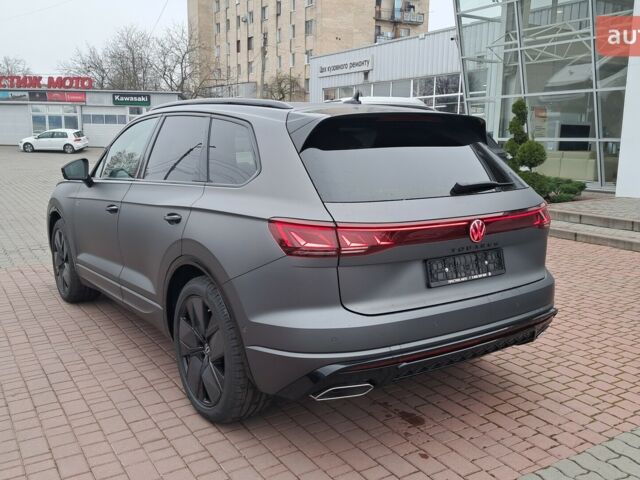 Фольксваген Туарег, объемом двигателя 2.97 л и пробегом 0 тыс. км за 88900 $, фото 4 на Automoto.ua