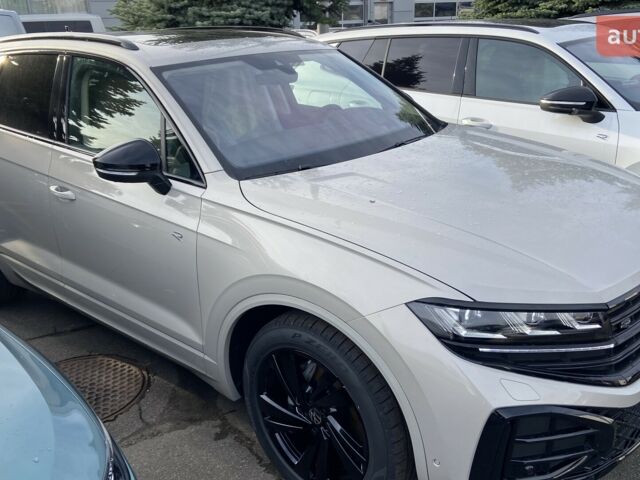 Фольксваген Туарег, об'ємом двигуна 2.97 л та пробігом 0 тис. км за 89670 $, фото 2 на Automoto.ua