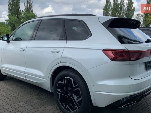 Фольксваген Туарег, объемом двигателя 2.97 л и пробегом 0 тыс. км за 86500 $, фото 11 на Automoto.ua