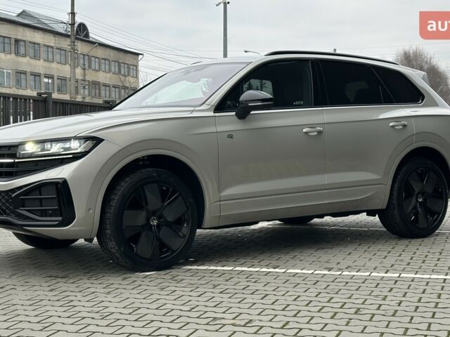 Фольксваген Туарег, объемом двигателя 2.97 л и пробегом 0 тыс. км за 88000 $, фото 5 на Automoto.ua