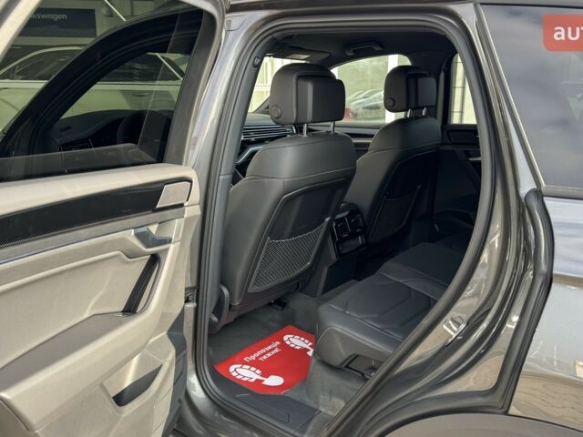 Фольксваген Туарег, объемом двигателя 2.97 л и пробегом 0 тыс. км за 66600 $, фото 12 на Automoto.ua