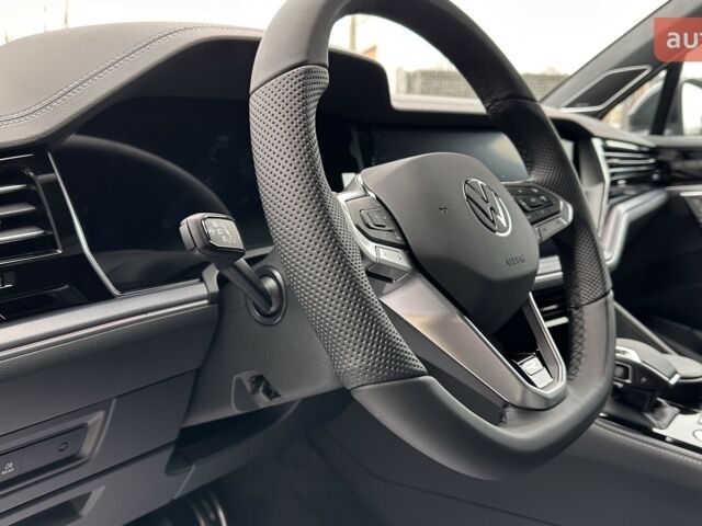 Фольксваген Туарег, объемом двигателя 2.97 л и пробегом 0 тыс. км за 87554 $, фото 16 на Automoto.ua