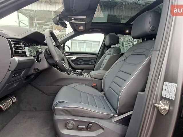 Фольксваген Туарег, объемом двигателя 2.97 л и пробегом 0 тыс. км за 88900 $, фото 6 на Automoto.ua