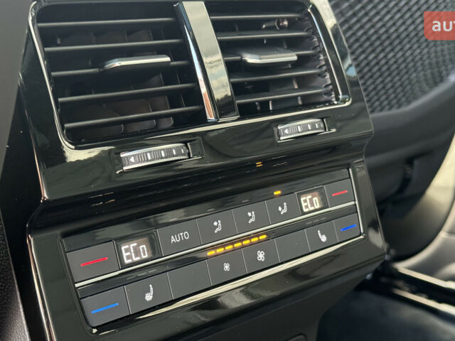 Фольксваген Туарег, объемом двигателя 2.97 л и пробегом 0 тыс. км за 84900 $, фото 21 на Automoto.ua