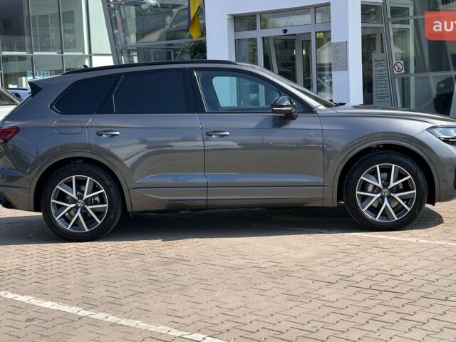 Фольксваген Туарег, объемом двигателя 2.97 л и пробегом 0 тыс. км за 82500 $, фото 6 на Automoto.ua