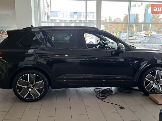 Фольксваген Туарег 2025 у Хмельницькому на Automoto.ua Фольксваген Туарег, об'ємом двигуна 2.97 л та пробігом 0 тис. км за 86190 $, фото 39 на Automoto.ua