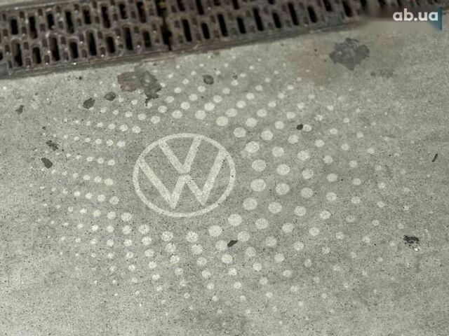 Фольксваген Туарег, об'ємом двигуна 3 л та пробігом 4 тис. км за 69900 $, фото 27 на Automoto.ua