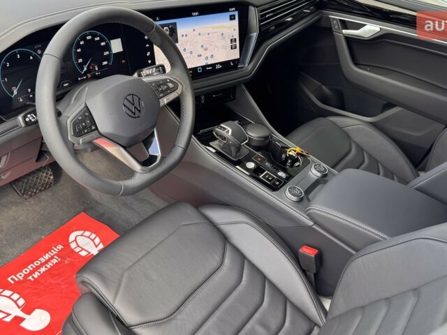 Фольксваген Туарег, объемом двигателя 2.97 л и пробегом 0 тыс. км за 70650 $, фото 27 на Automoto.ua