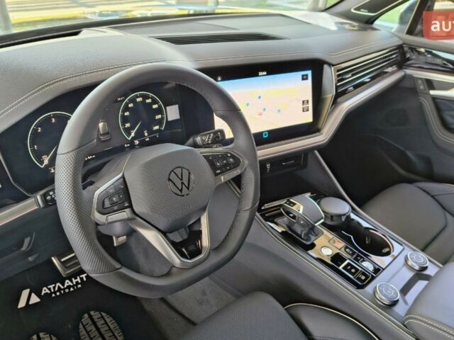 Фольксваген Туарег, объемом двигателя 2.97 л и пробегом 0 тыс. км за 86637 $, фото 13 на Automoto.ua