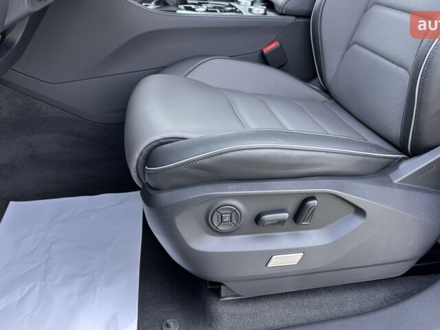 Фольксваген Туарег, объемом двигателя 2.97 л и пробегом 0 тыс. км за 87000 $, фото 9 на Automoto.ua