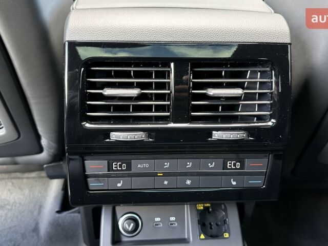 Фольксваген Туарег, объемом двигателя 2.97 л и пробегом 0 тыс. км за 86865 $, фото 32 на Automoto.ua