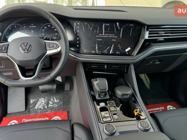 Фольксваген Туарег, объемом двигателя 2.97 л и пробегом 0 тыс. км за 66600 $, фото 21 на Automoto.ua